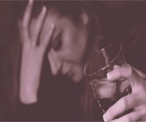 women_abusing_alcohol